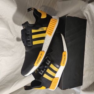 ADDIAS NMD R1